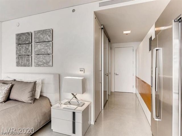 3722 Las Vegas Boulevard 2404, Las Vegas, NV 89158