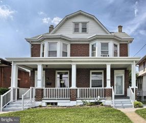 2904 HERR STREET, Harrisburg, PA 17103