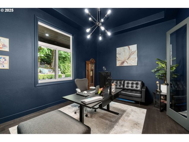 3720 Nw DEVOTO Ln, Portland, OR 97229