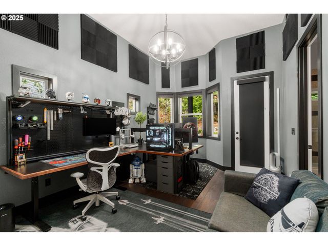 3720 Nw DEVOTO Ln, Portland, OR 97229