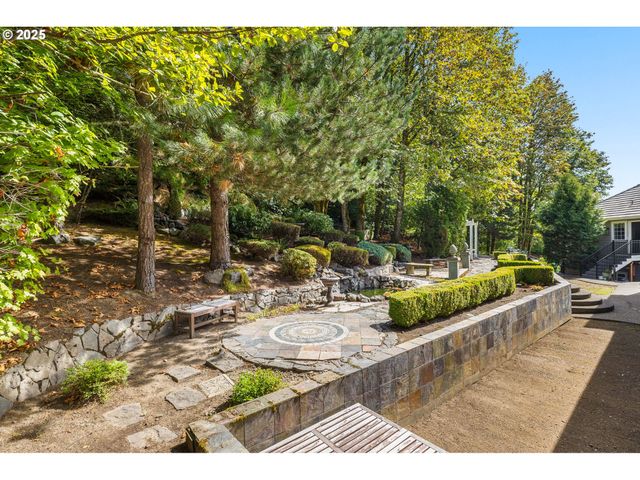 3720 Nw DEVOTO Ln, Portland, OR 97229