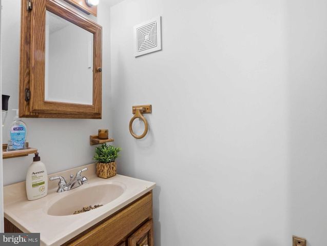 3652 SEAFORD CT, Pasadena, MD 21122