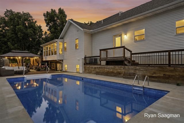 6360 Cannonsburg Road, Belmont, MI 49306