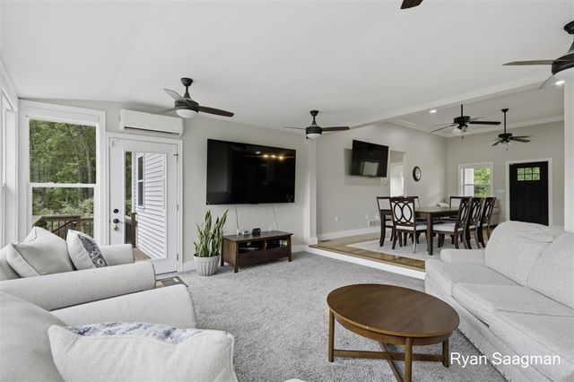 6360 Cannonsburg Road, Belmont, MI 49306
