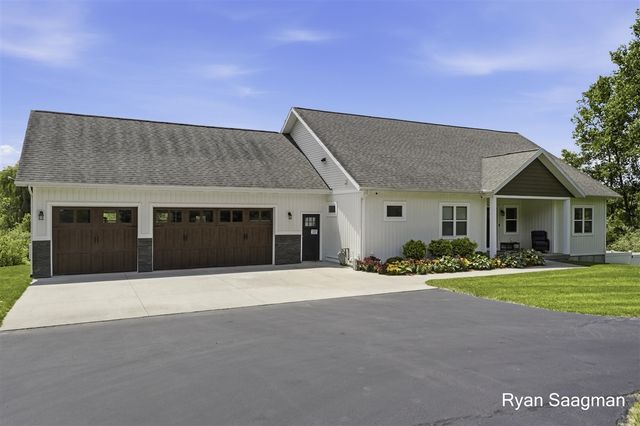 6360 Cannonsburg Road, Belmont, MI 49306
