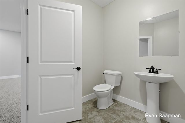 6360 Cannonsburg Road, Belmont, MI 49306