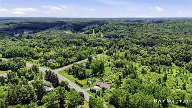 6360 Cannonsburg Road, Belmont, MI 49306