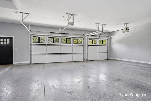 6360 Cannonsburg Road, Belmont, MI 49306