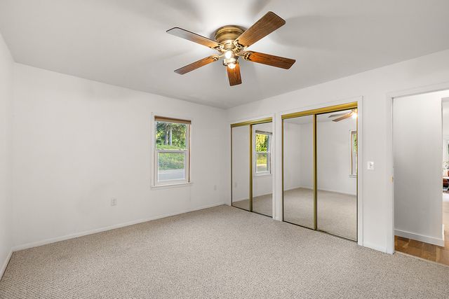 9904 Portage Lake Avenue, Pinckney, MI 48169