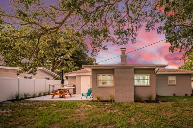 11354 123RD TERRACE N, Largo, FL 33778