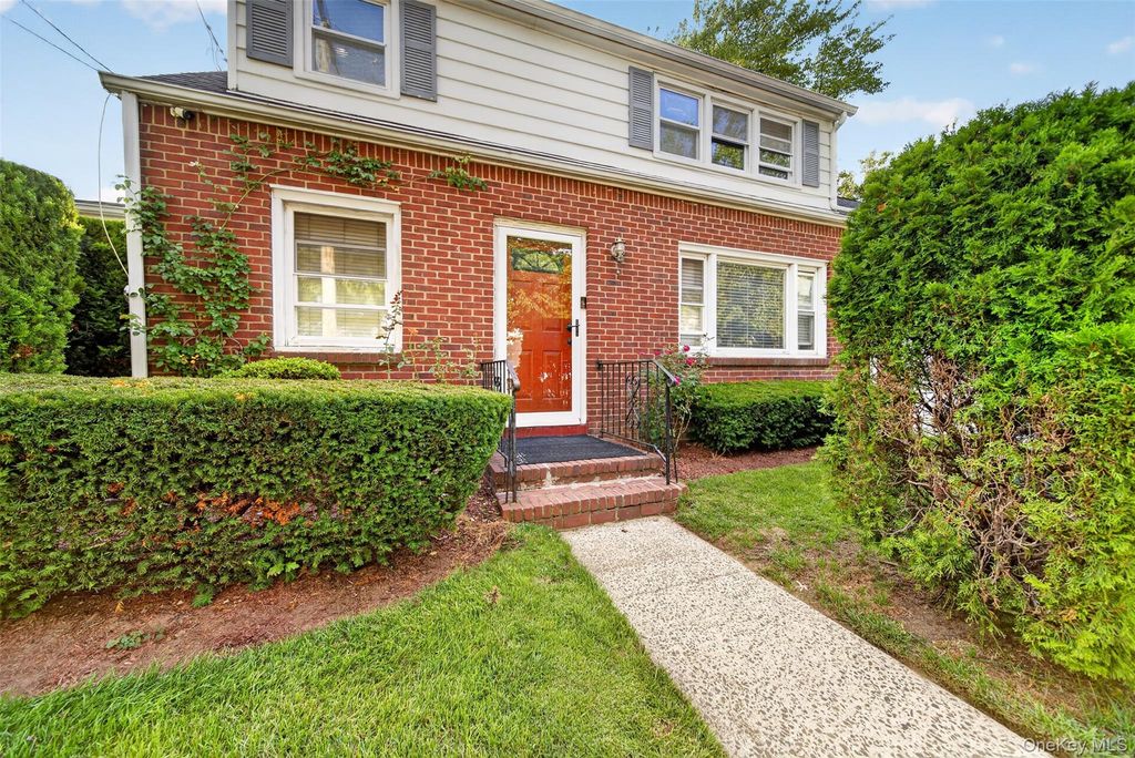 69 Stewart Avenue, Garden City, NY 11530 — exterior