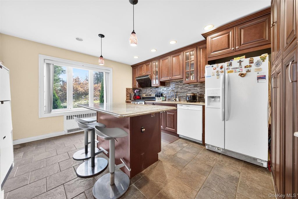 69 Stewart Avenue, Garden City, NY 11530 — photo 5