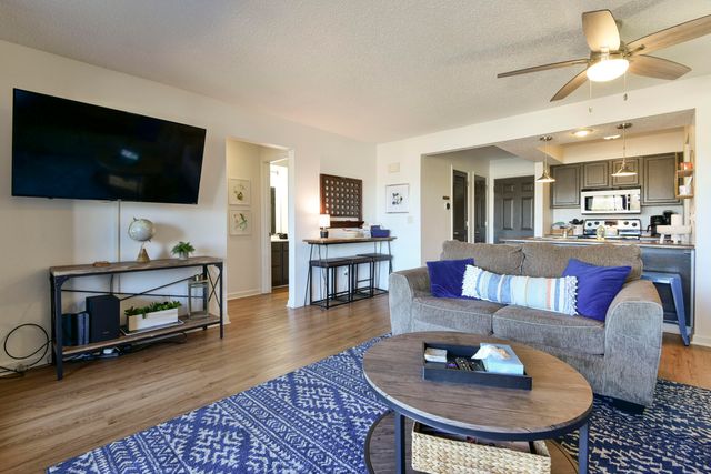 116 Lake Club Road 4, Branson, MO 65616