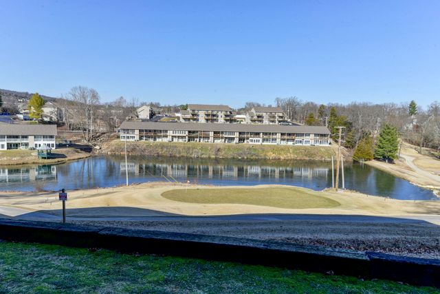 116 Lake Club Road 4, Branson, MO 65616