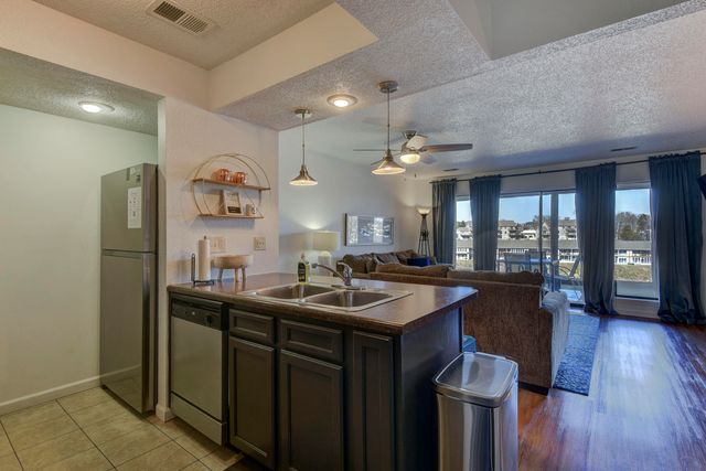 116 Lake Club Road 4, Branson, MO 65616