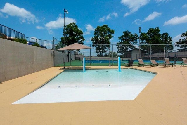 116 Lake Club Road 4, Branson, MO 65616