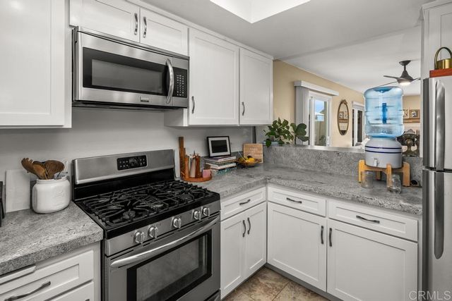 943 Windy Hill, Encinitas, CA 92024