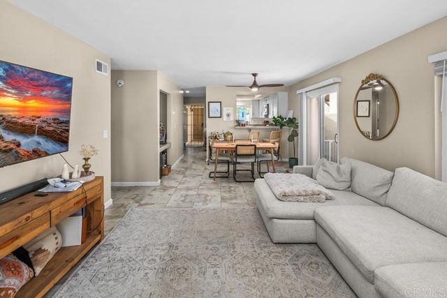 943 Windy Hill, Encinitas, CA 92024