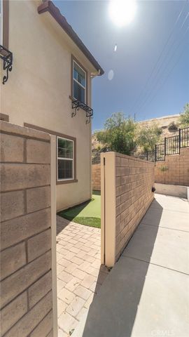 2469 Blossom Ridge Court 3, Simi Valley, CA 93063