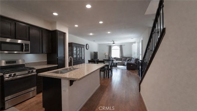 2469 Blossom Ridge Court 3, Simi Valley, CA 93063
