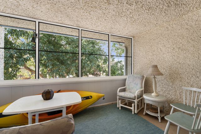 1560 NE 12th Terrace D9, Jensen Beach, FL 34957