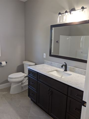 1105 Lucas Avenue, Chariton, IA 50049