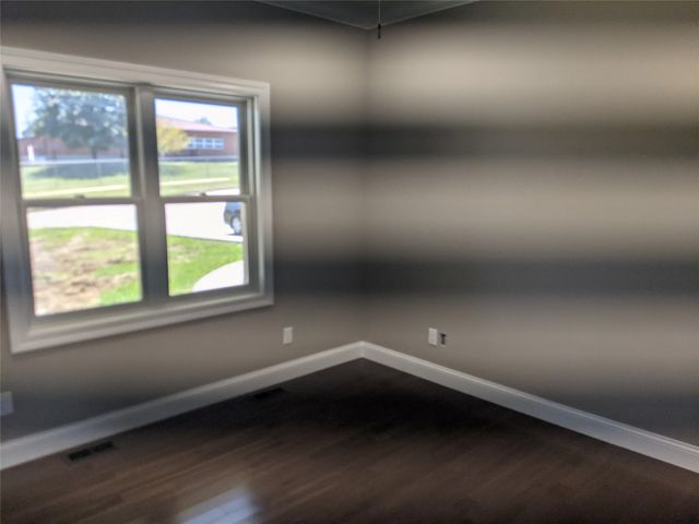 1105 Lucas Avenue, Chariton, IA 50049