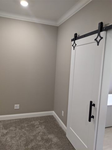 1105 Lucas Avenue, Chariton, IA 50049