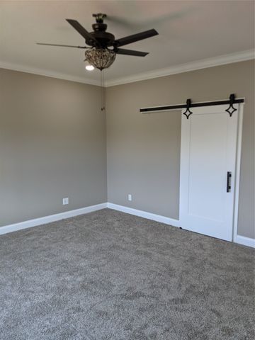1105 Lucas Avenue, Chariton, IA 50049