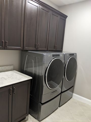 1105 Lucas Avenue, Chariton, IA 50049