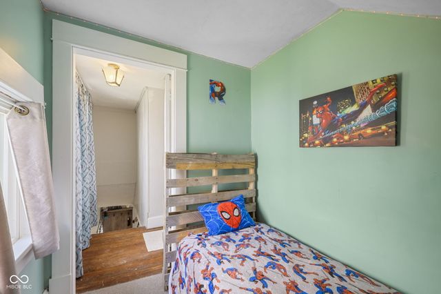 108 Lincoln Street, Edinburgh, IN 46124