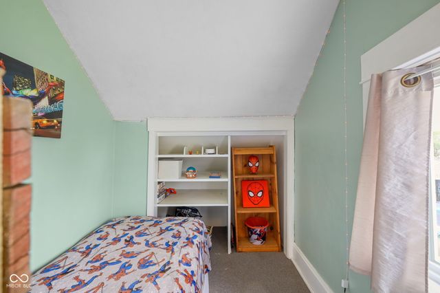 108 Lincoln Street, Edinburgh, IN 46124