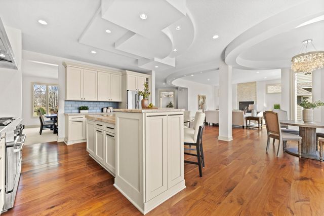 5110 Terraceview Lane N, Plymouth, MN 55446