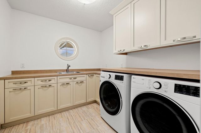 5110 Terraceview Lane N, Plymouth, MN 55446