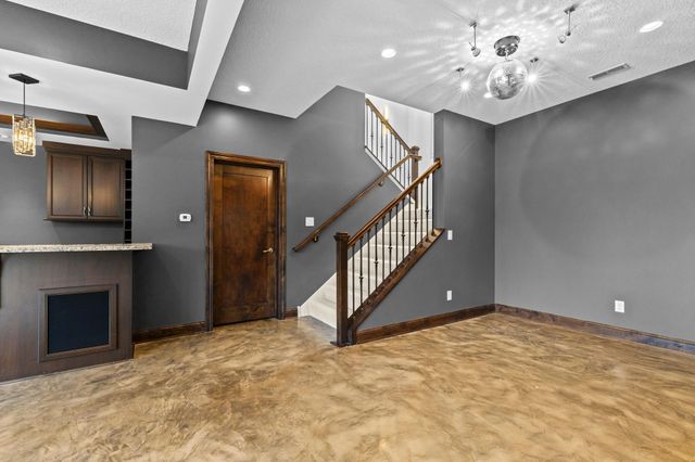 5110 Terraceview Lane N, Plymouth, MN 55446