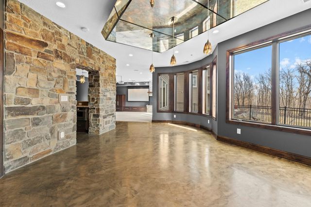 5110 Terraceview Lane N, Plymouth, MN 55446