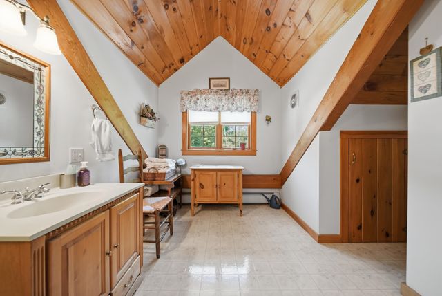 340 Cobble Hill Road, Swanzey, NH 03446