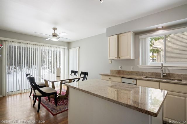 245 Cherry Grove Lane, Commerce Charter Township, MI 48390