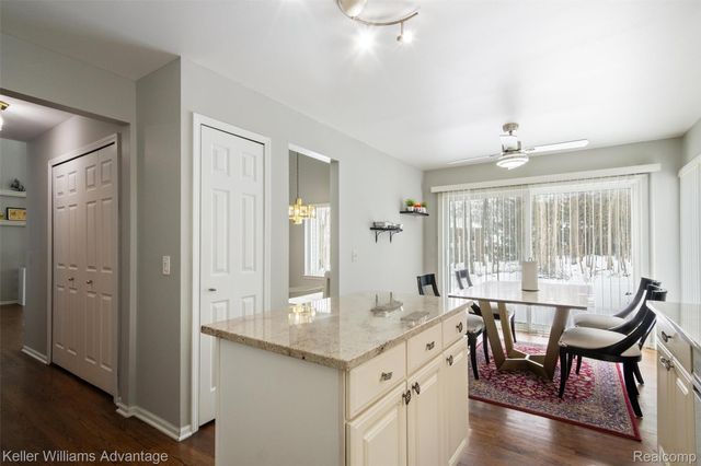 245 Cherry Grove Lane, Commerce Charter Township, MI 48390