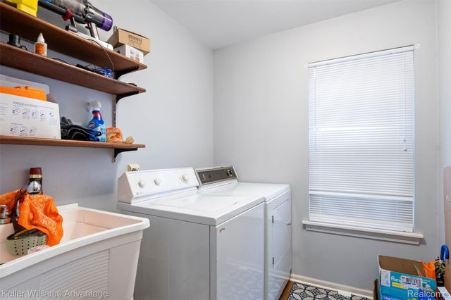 245 Cherry Grove Lane, Commerce Charter Township, MI 48390