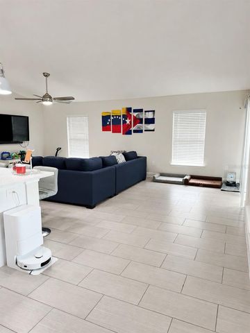 1343 COMERWOOD DRIVE, Deltona, FL 32738