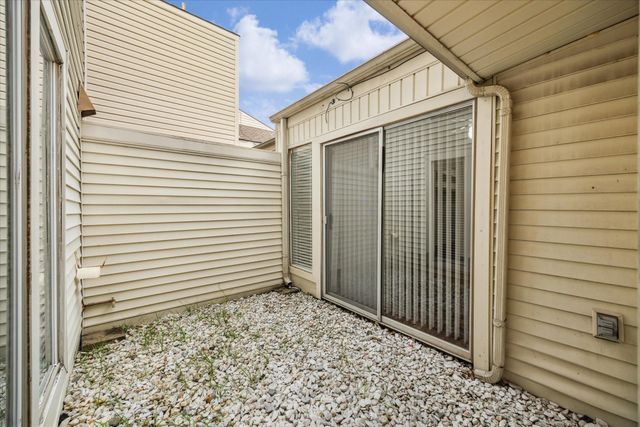 1864 S Gessner Road, Houston, TX 77063