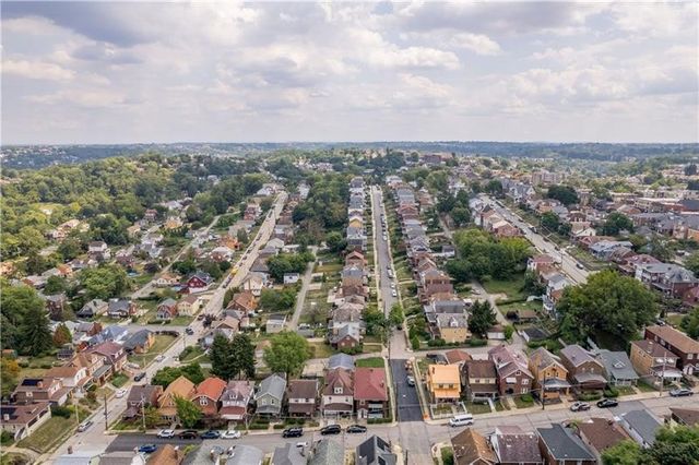 2451 Wedgemere Street, Brookline, PA 15226