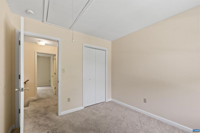 903 STONEHENGE RD, Charlottesville, VA 22901
