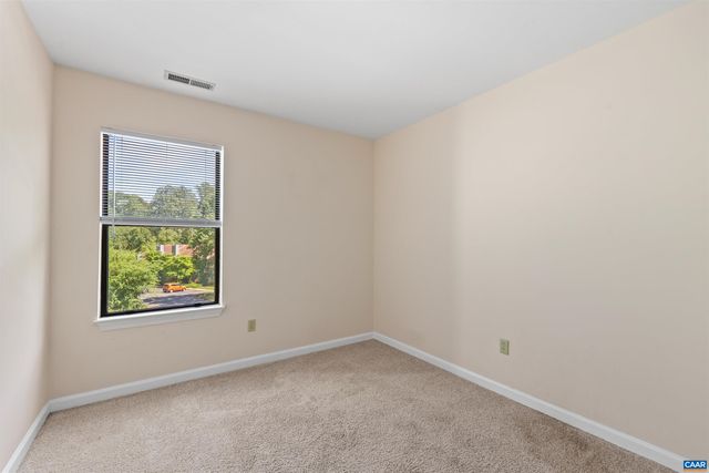 903 STONEHENGE RD, Charlottesville, VA 22901