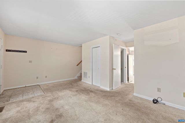 903 STONEHENGE RD, Charlottesville, VA 22901
