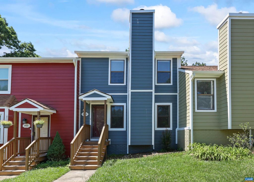 903 STONEHENGE RD, Charlottesville, VA 22901