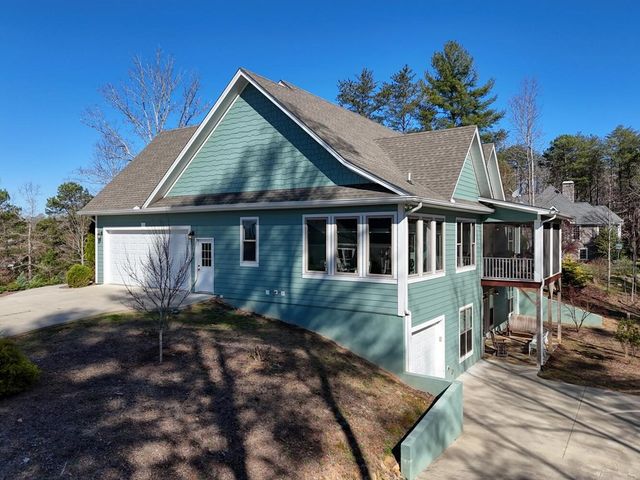 731 Owen Vista Drive, Blairsville, GA 30512