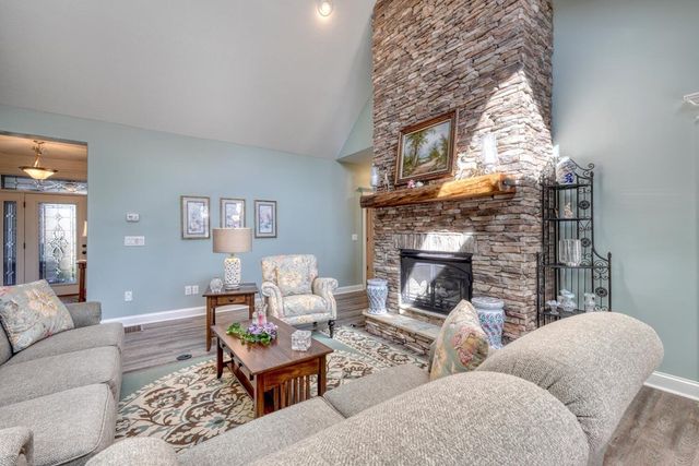 731 Owen Vista Drive, Blairsville, GA 30512