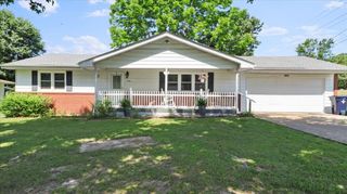 1931 Kay Drive, West Plains, MO 65775